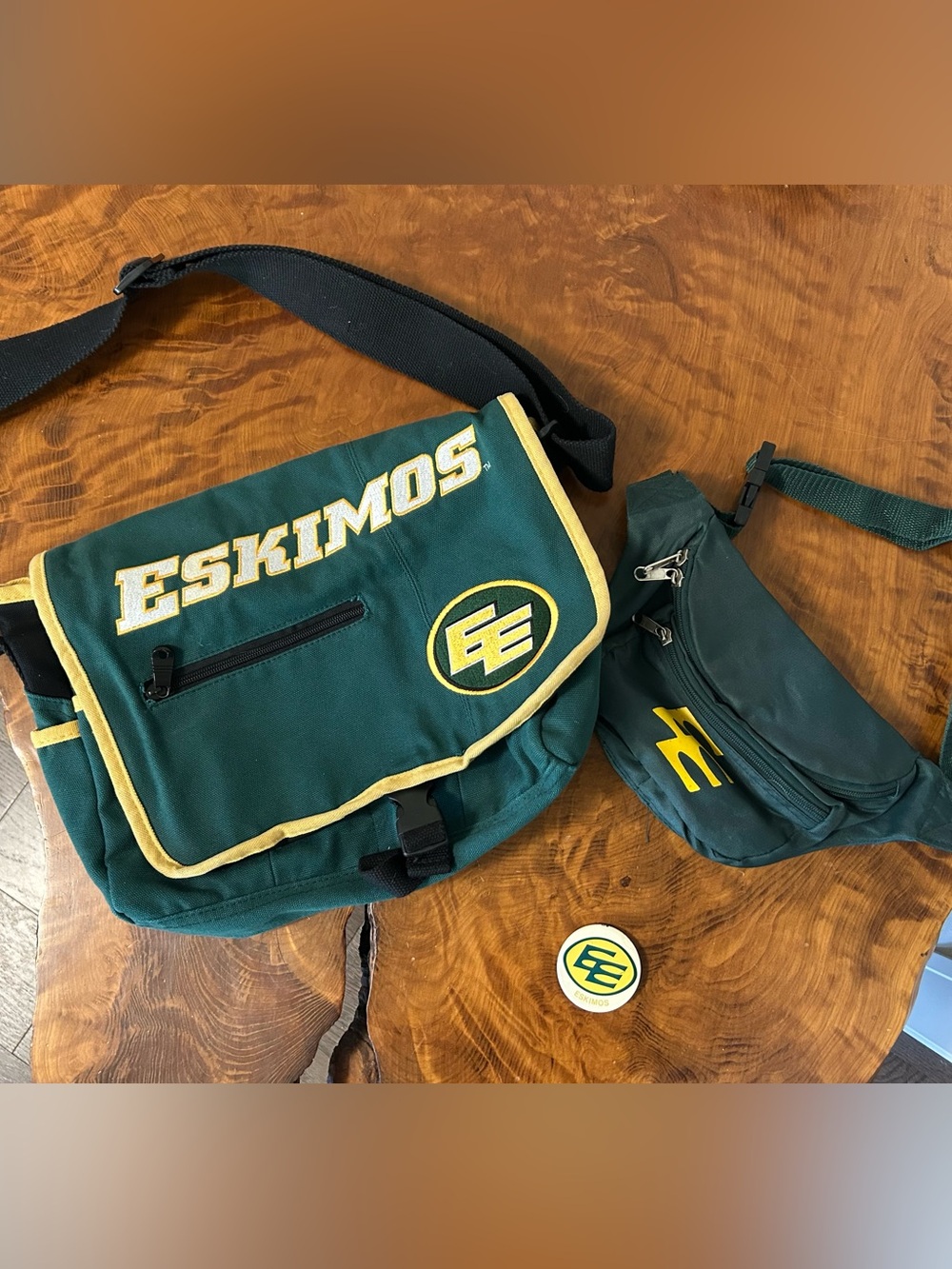 Vintage Edmonton Eskimos Messenger Bag & Fanny Pack Set (With Pin) – Retro CFL